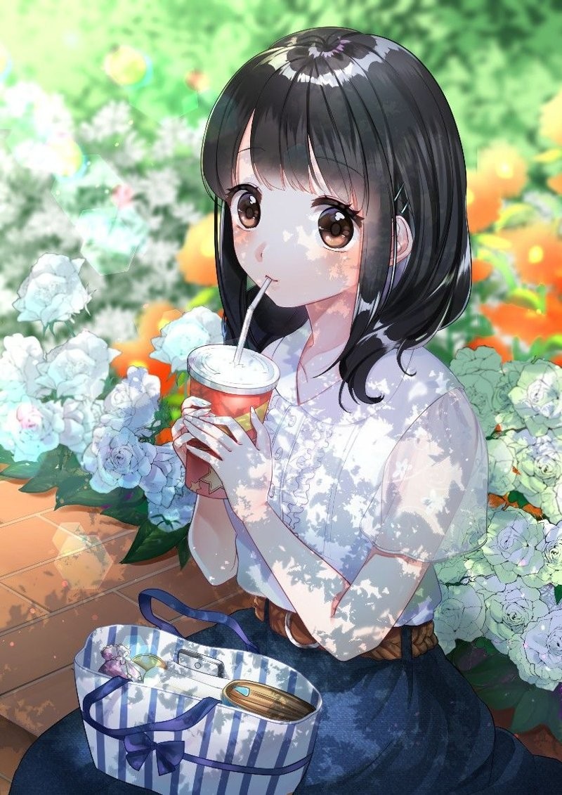Ảnh anime nữ tóc ngắn tươi vui và sôi động