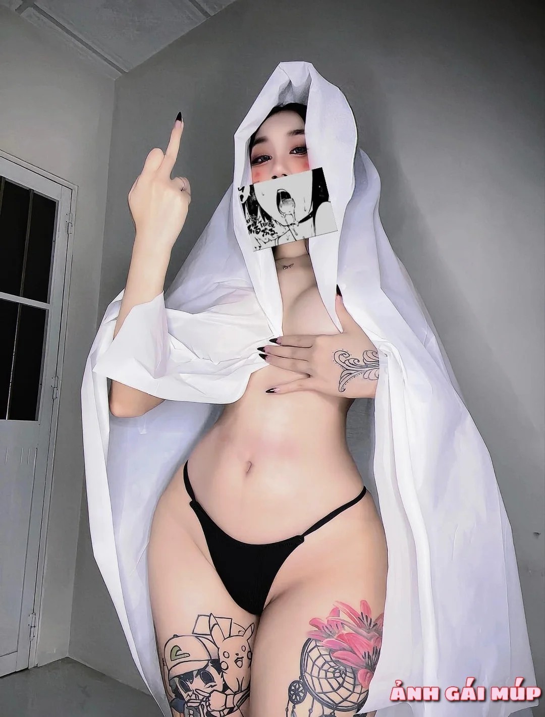 Ảnh cosplay khỏa thân