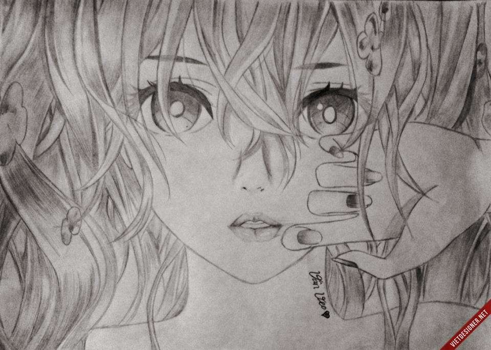 Cô gái anime xõa tóc với ánh nhìn quyến rũ