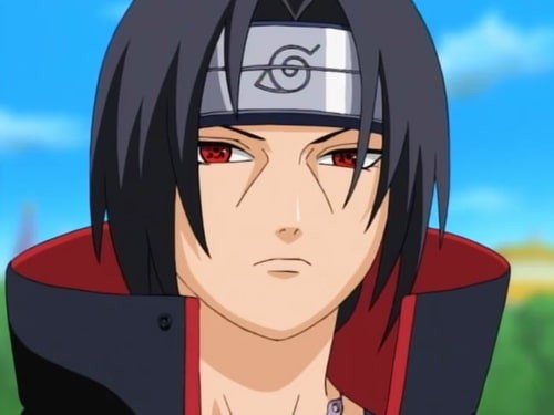 Itachi đứng giữa trận chiến với phong thái lạnh lùng