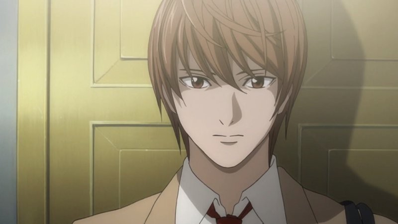 Khí chất bí ẩn và uy quyền của Light Yagami