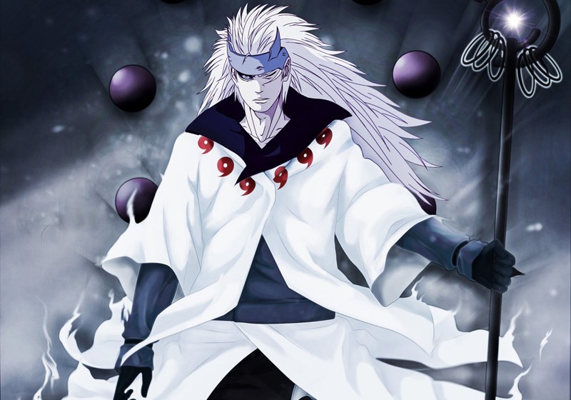 Madara Uchiha trong trạng thái suy tư, ánh mắt sâu thẳm như đang tính toán một kế hoạch lớn
