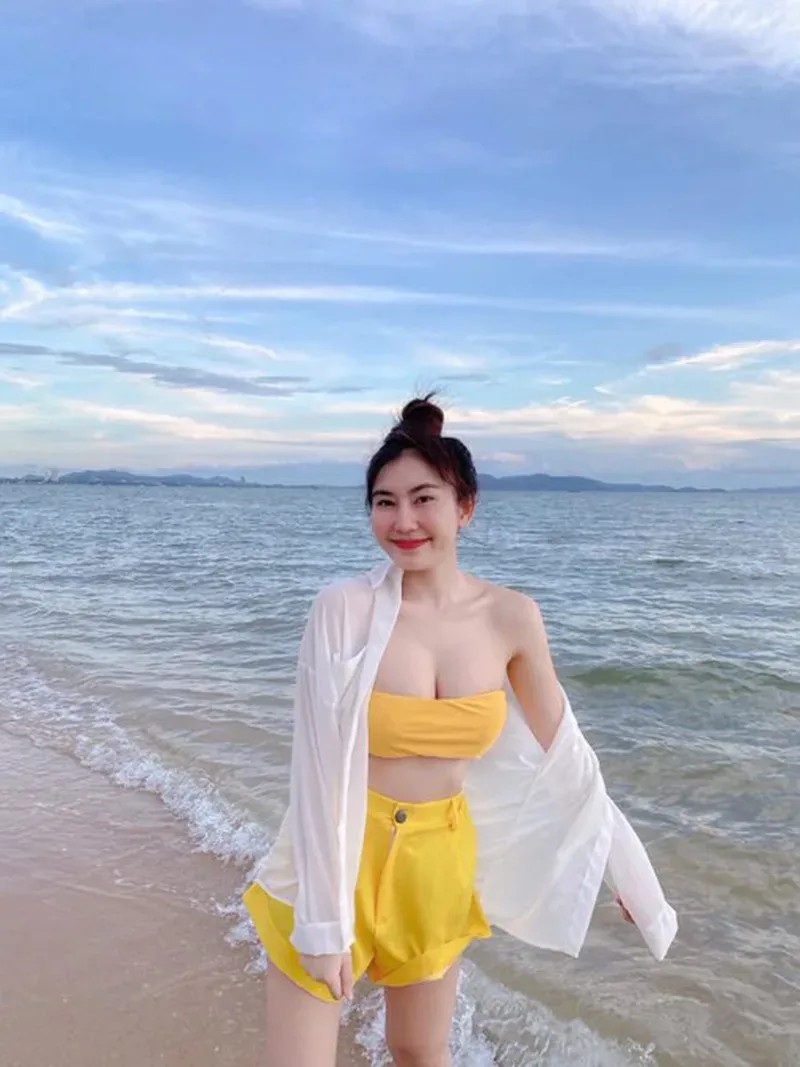 Nét đẹp tự nhiên của gái xinh qua những bức ảnh bikini