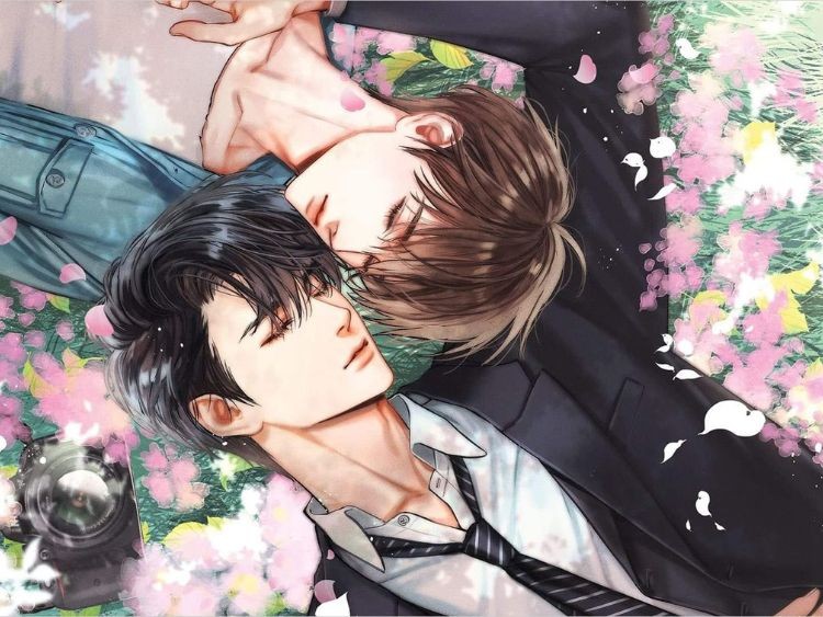 Nụ hôn nhẹ nhàng giữa hai nhân vật anime