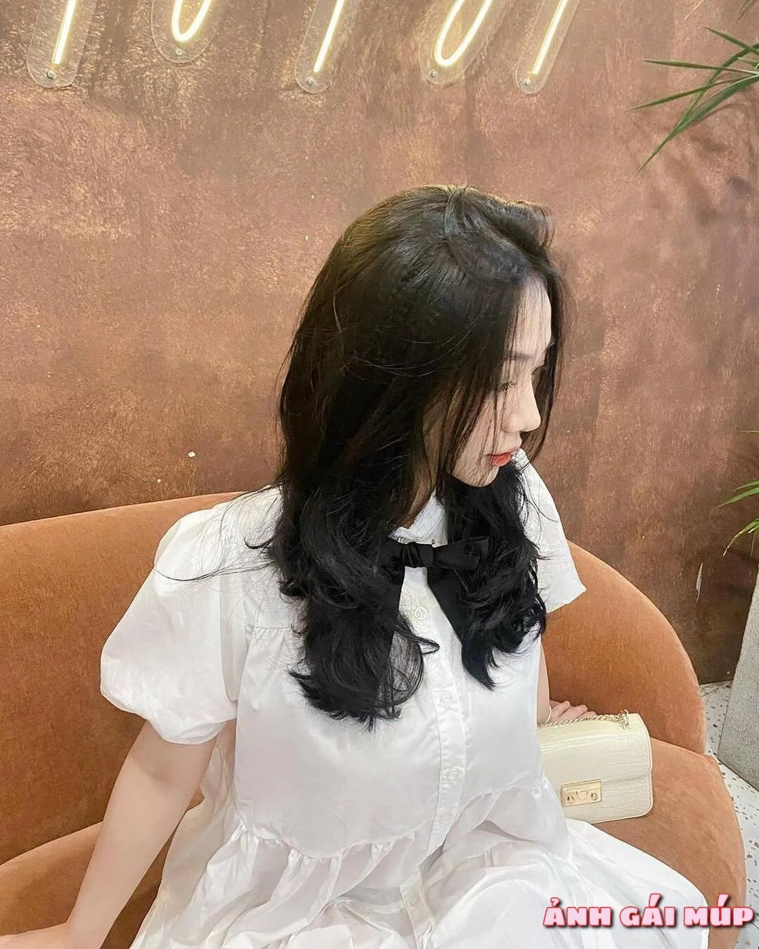 Trần Hà Linh với nụ cười tự tin